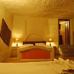 Asteria Cave 格雷梅