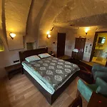 Asteria Cave 酒店 3*