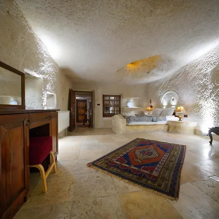 Hotel Asteria Cave