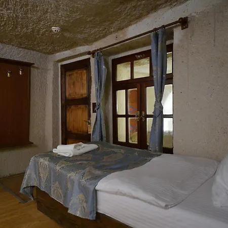 Hotel Asteria Cave 3*