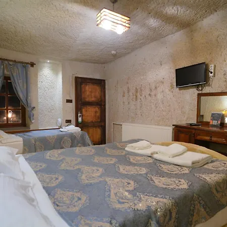 Otel Lalezar Cave