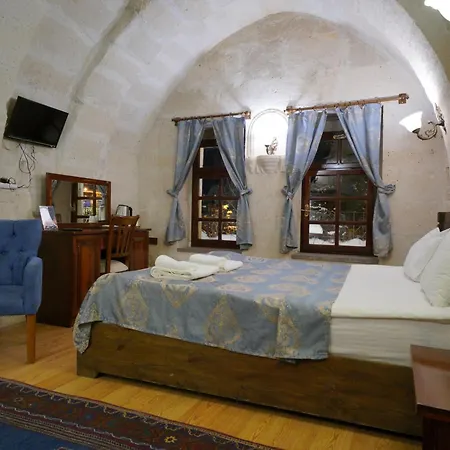 Lalezar Cave Otel 3*