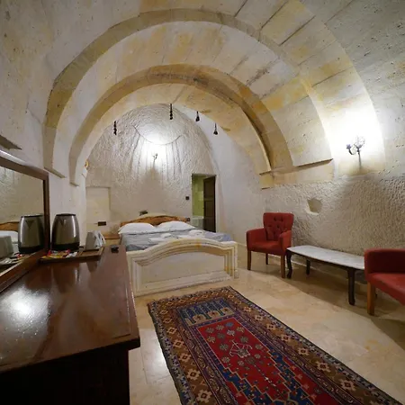 Lalezar Cave Otel 3*