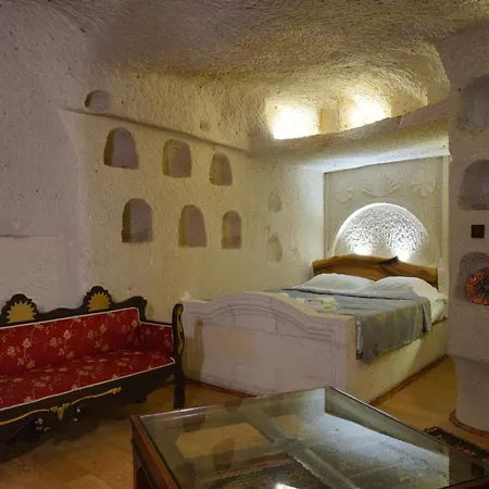 Otel Lalezar Cave