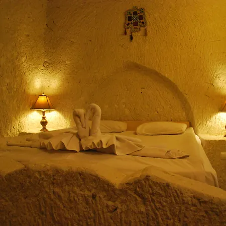 Asteria Cave 3*