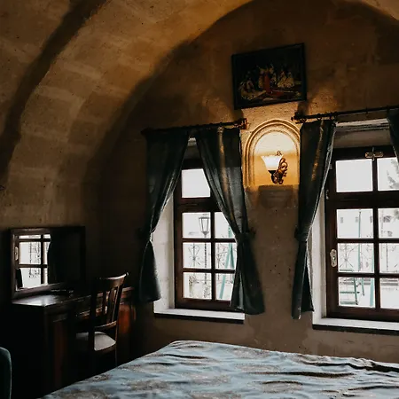 Asteria Cave 酒店 3*