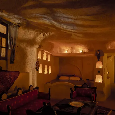 Asteria Cave מלון גורמה