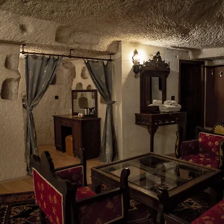 Asteria Cave גורמה