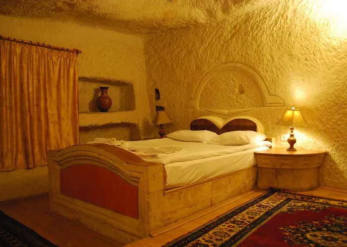 Asteria Cave 格雷梅