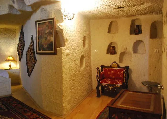 Asteria Cave 格雷梅